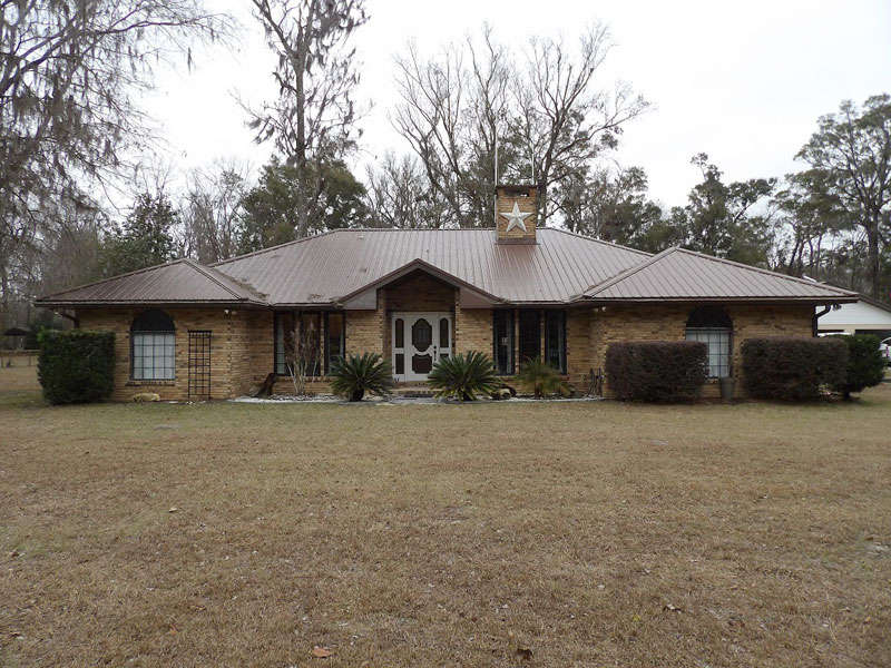 Front view of home